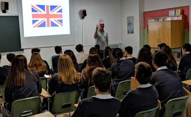 Charla cultural con un nativo inglés