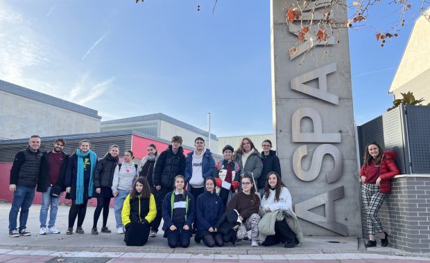 Visita del voluntariado Vedruna a Aspaym